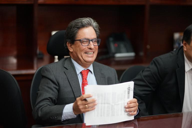 Alberto Carrasquilla, ministro de Hacienda, uno de los mayores impulsores de la reforma tributaria. FOTO: Colprensa