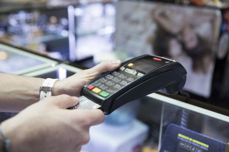 Para créditos de consumo y ordinarios la usura será de 28,16 %. FOTO: Edwin Bustamante 