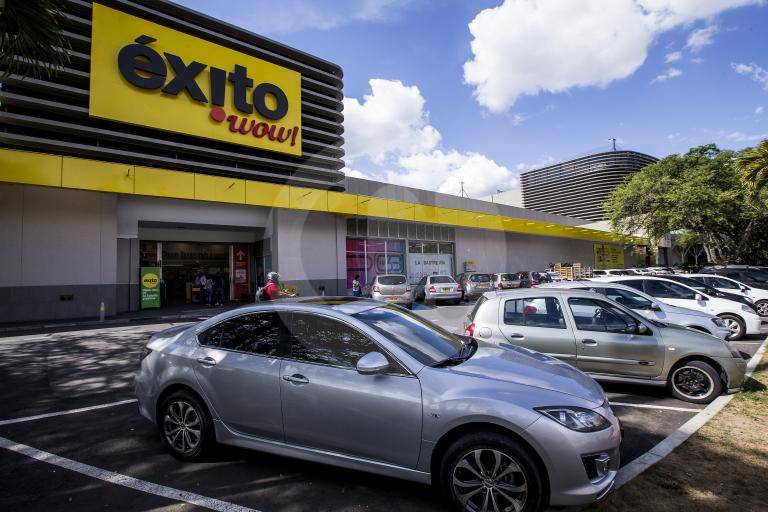 Almacenes Éxito fue la empresa que más generó ingresos en 2019 en Antioquia, según sus resultados individuales reportados. FOTO Jaime Pérez Munévar