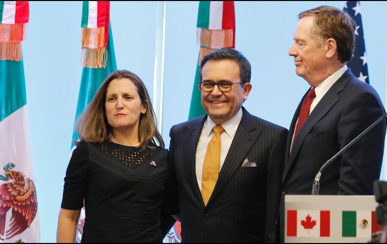 Chrystia Freeland, ministra de Asuntos Exteriores de Canadá; Robert, Ildefonso Guajardo, secretario de Economía de México; Lighthizer, representante de Comercio Exterior de EE.UU. FOTO EFE