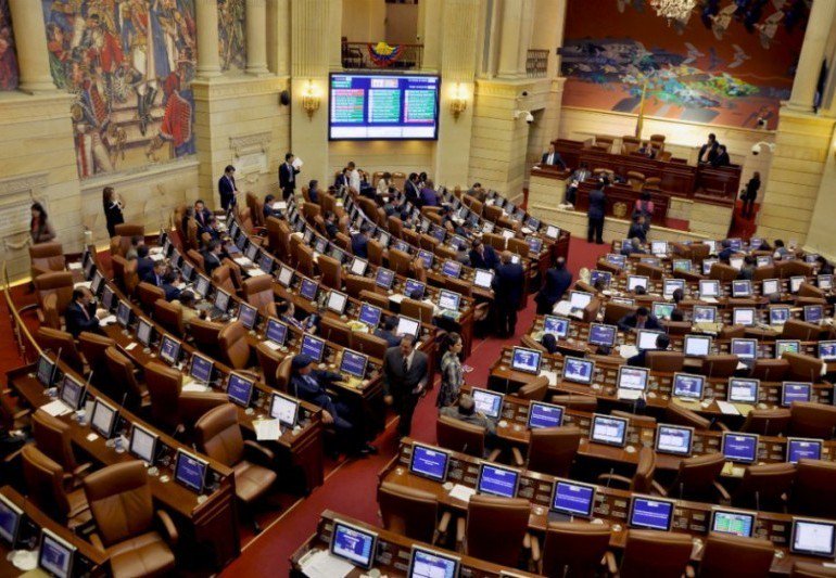 Plenaria de la Cámara de Representantes aprobó en segundo debate presupuesto para 2019 por $258,9 billones. Foto: Cortesía.