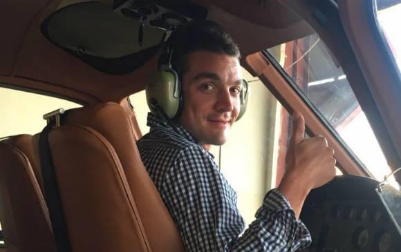 El joven viajó a Estados Unidos para aprender inglés y ser piloto. FOTO CORTESÍA