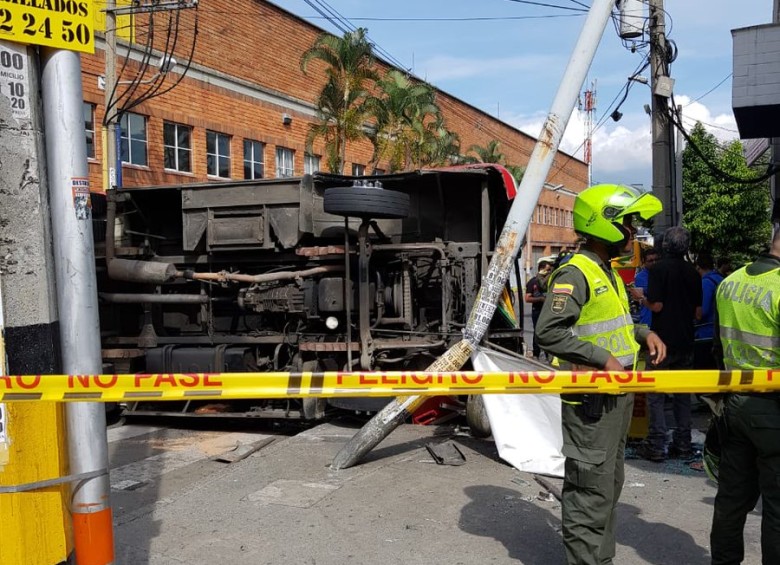 Accidente entre dos buses en Prado Centro deja 9 heridos