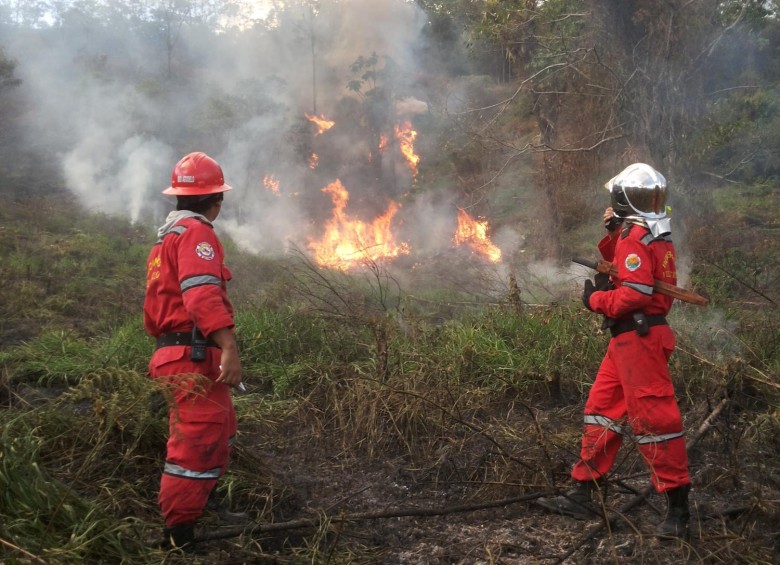 Las autoridades reportan que están activos incendios en Boyacá, Casanare y Antioquia. FOTO colprensa