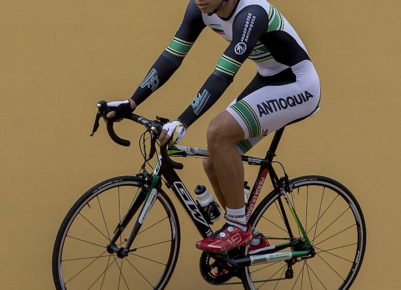 Juan Ochoa estuvo este año en un evento internacional de pista en Venezuela, en el que fue plata en keirin. FOTO DONALDO ZULUAGA
