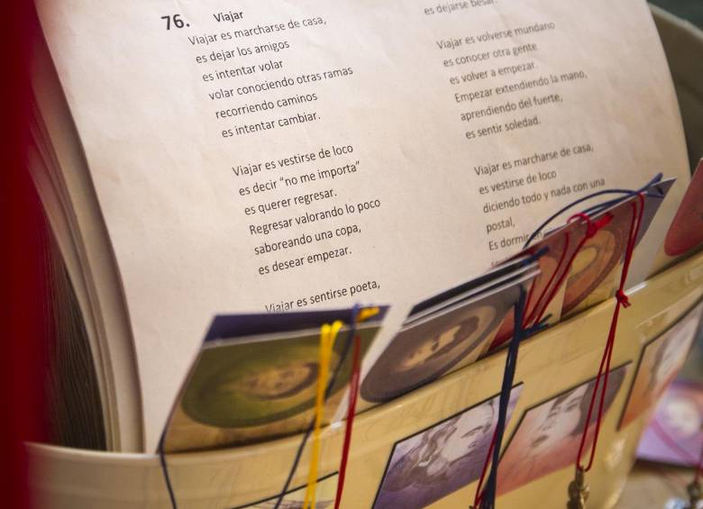 Poemas que viajan por teléfono