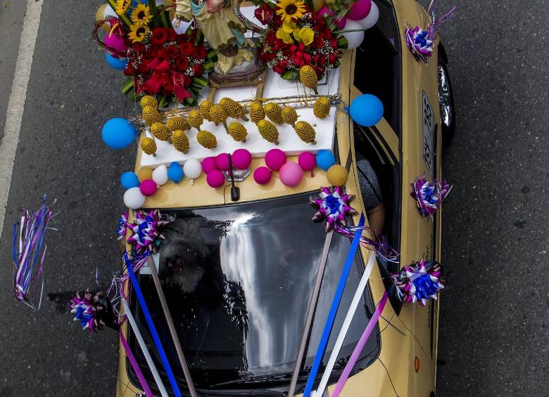 Algunos se excedieron en la decoración para demostrar su fervor a la Virgen.