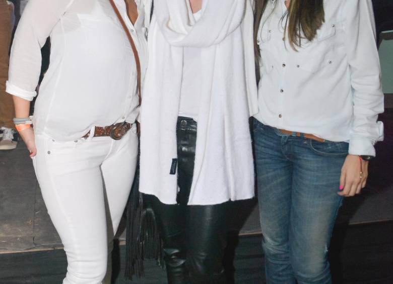 Manuela Arias, Carolina Londoño y Catalina Vélez. Foto Cámara Lúcida.