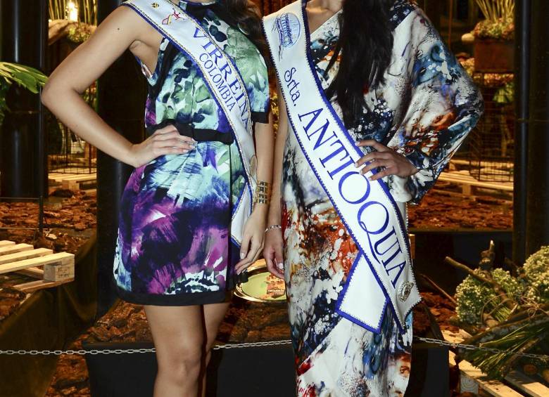 Natalia Ochoa Calle y Alejandra Ochoa López. Foto Cámara Lúcida.