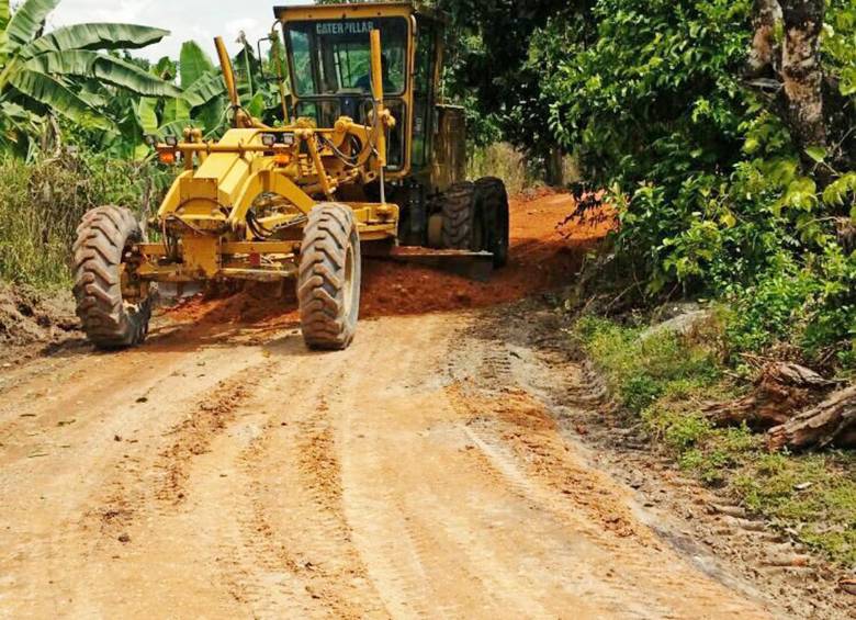 La maquinaria es operada por soldados profesionales debidamente entrenados y con brillante hoja de vida. FOTO cortesía