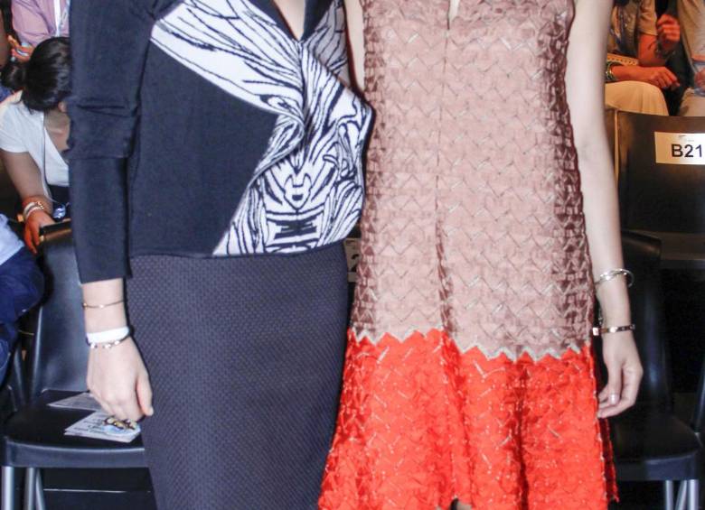 Rebeca Boutrous y Michelle Salas. Foto Cámara Lúcida.