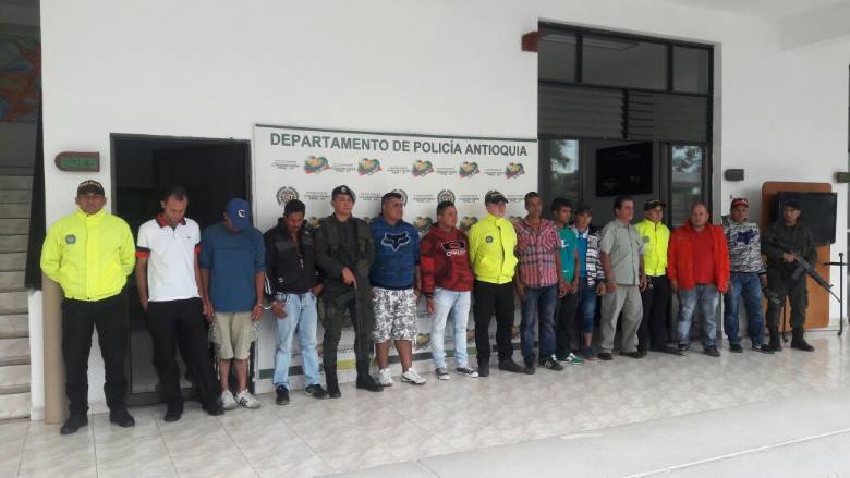 Los 13 integrantes de “Los Topos” quedaron a disposición de un juez de control de garantías. FOTO Cortesía Policía Nacional