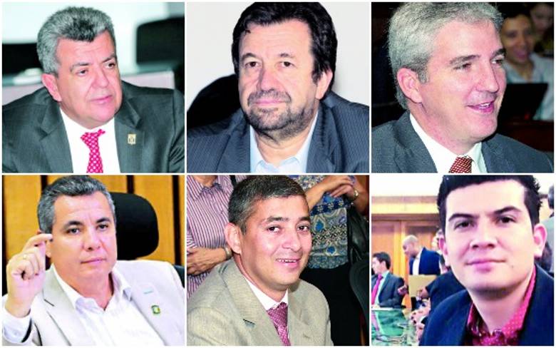 Mesa Directiva del Concejo de Med., de izq. a der.: John Jaime Moncada, Vicepresidente 1ero; Jesús Aníbal Echeverri, Presidente y Norman Harry Posada, Vicepresidente 2do. Mesa Directiva de la Asamblea de Ant.: de izq. a der.: Hernán Torres, Vicepresidente 1ero; Bayron Caro Luján, Presidente de la Asamblea y Luis Carlos Hernández, Vicepresidente 2do. FOTOS Cortesía