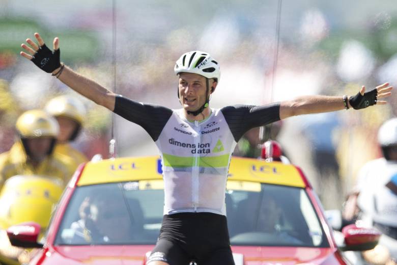 Stephen Cummings se escapó de la fuga en el ascenso al puerto de Aspin. FOTO AP