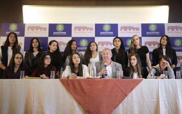 Varias integrantes de la Selección Colombia femenina hablaron este jueves del problema que vive el balompié femenino. FOTO COLPRENSA