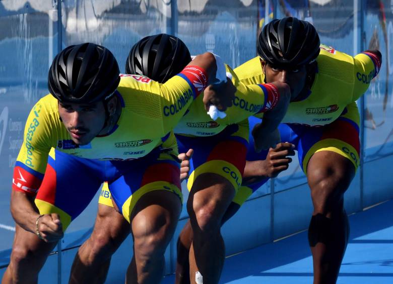 Pedro Causil y Edwin Estrada sumaron nuevas medallas a su palmarés mundialista. Oro y bronce el aporte de la jornada del jueves en Barcelona, España. FOTO cortesía- fedepatín