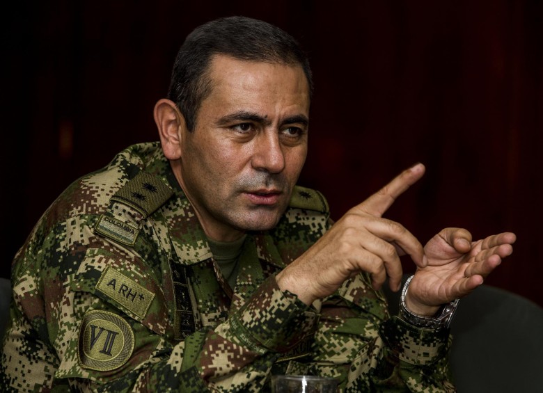 El general Juvenal Díaz lleva tres meses al frente de la Cuarta Brigada. Su objetivo es capturar a Cabuyo. FOTO julio césar herrera