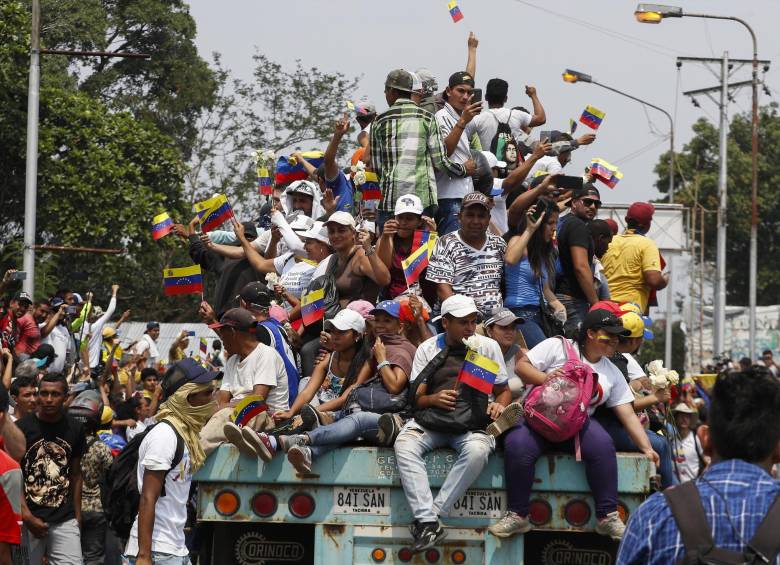 Camión con ayuda humanitaria en la frontera entre Colombia y Venezuela. FOTO: MANUEL SALDARRIAGA