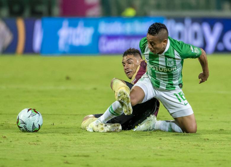 Vladimir Hernández le convirtió por tercera vez a Tolima con la camiseta de Nacional. Las dos anteriores fueron en la final de 2018-1 y en la fase regular de este semestre. FOTO juan antonio sánchez
