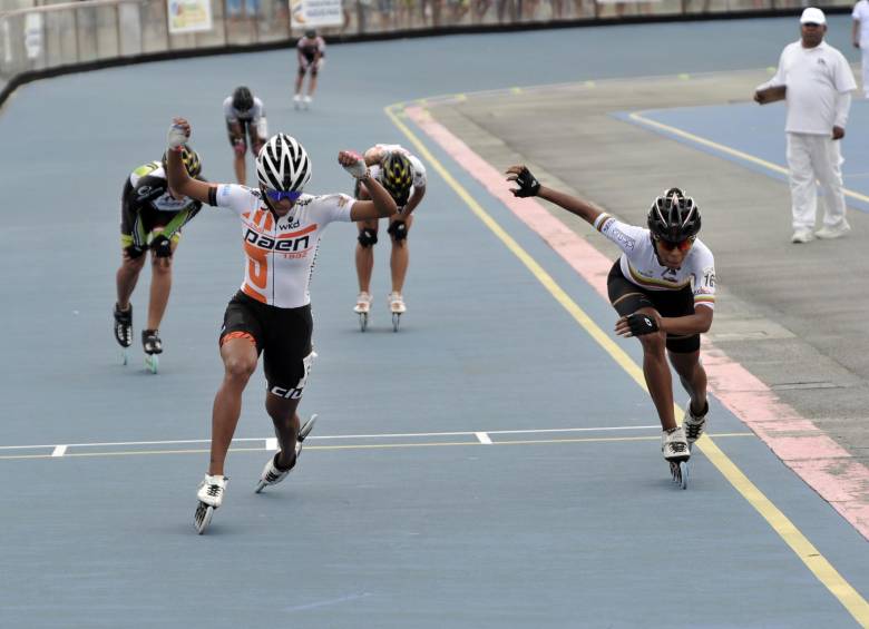 Hellen Montoya aportó dos medallas de oro al consolidado general de 13 que ganó Paen en Guarne. FOTO cortesía-luis ramírez