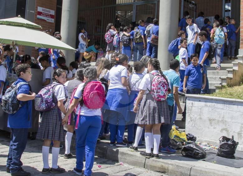 Según dos expertos, en las propuestas sobre educación los candidatos presidenciales están más enfocados en la cobertura que en la calidad y la pertinencia de los programas escolares y universitarios. FOTO Robinson Sáenz Vargas