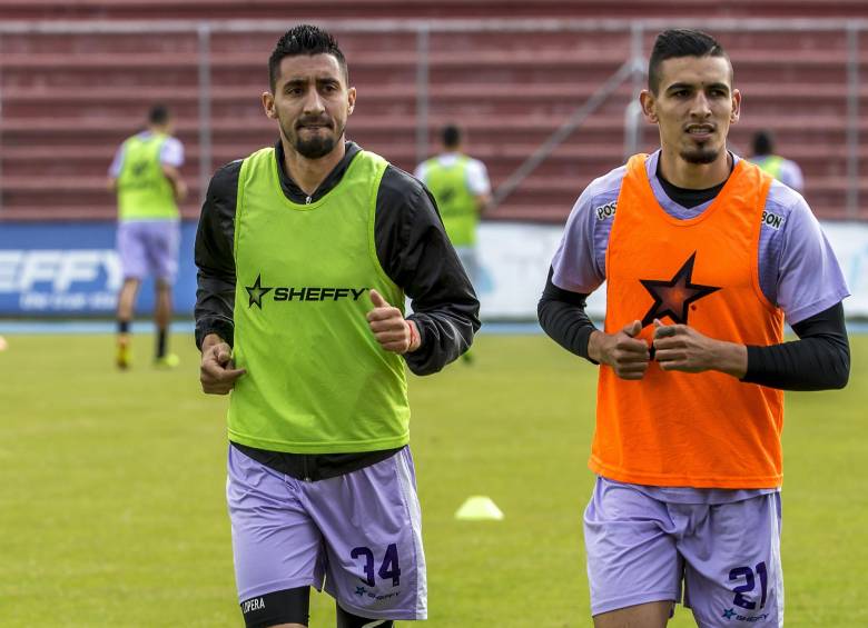 Jonathan Lopera y Daniel Muñoz, dos piezas claves en el equipo del Oriente antioqueño. FOTO juan antonio sánchez