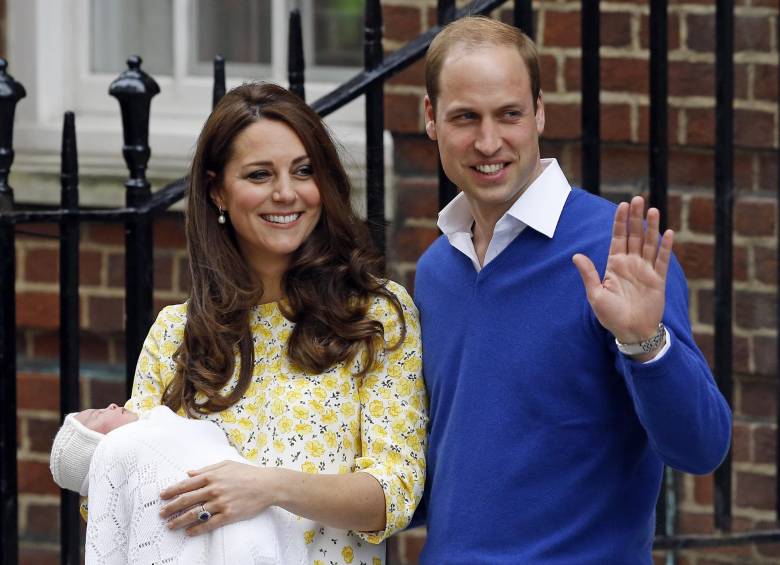 La hija menor de Guillermo, de 32 años, y Catalina, de 33, es cuarta en la línea de sucesión al trono británico. Foto AP