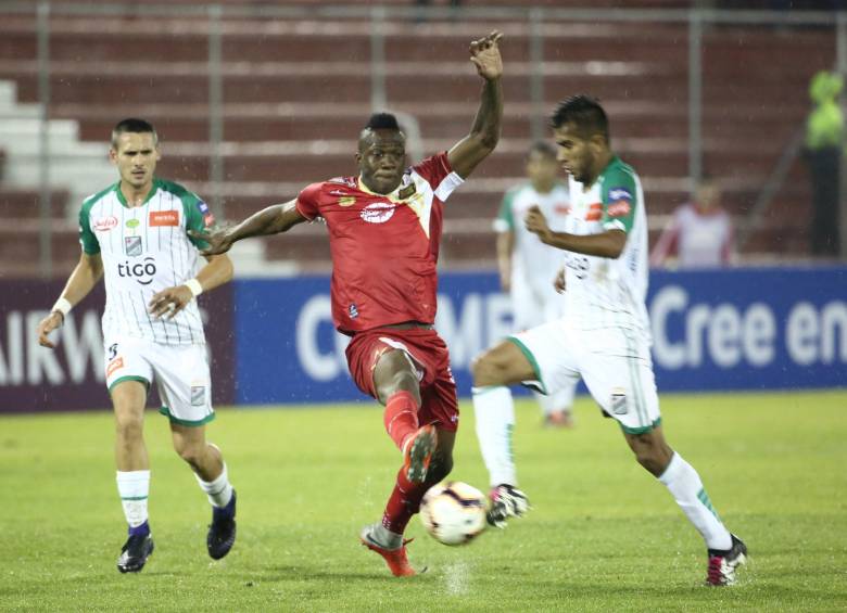 El juego de vuelta por Sudamericana entre Rionegro Águilas y Oriente Petrolero será el 17 de abril. FOTO: EDWIN BUSTAMANTE