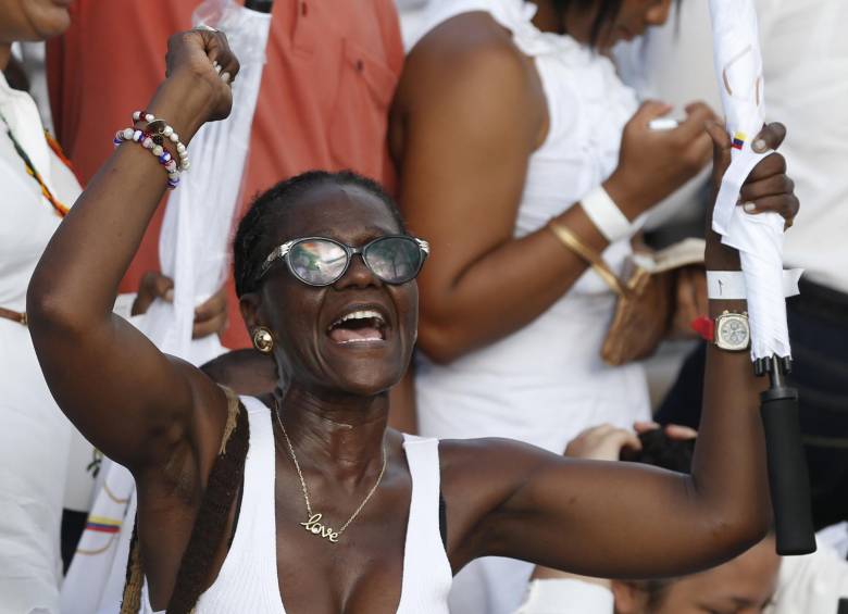 Las Farc piden perdón y Santos les da la bienvenida a la democracia