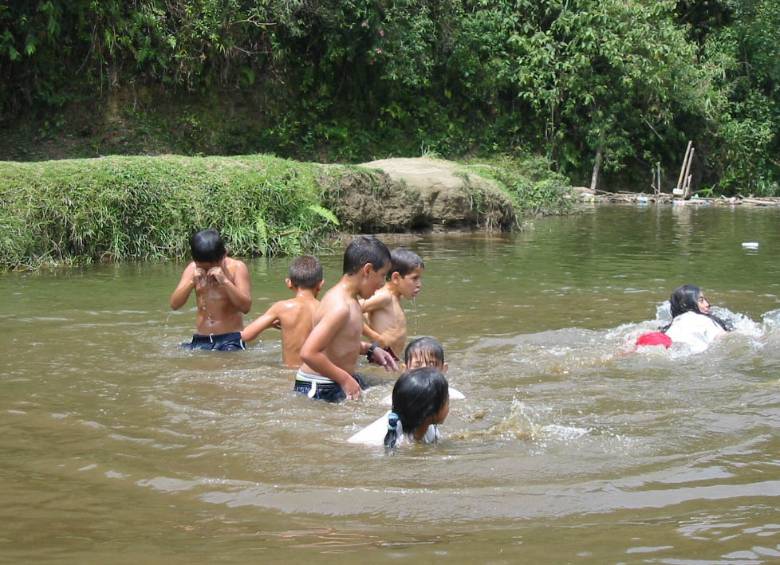 Recorra el río Medellín de sur a norte