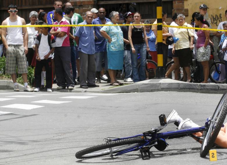 En el 2014, 289 personas fallecieron en accidentes de tránsito en Medellín, de las cuales 12 se movilizaban en bicicleta. FOTO ESTEBAN VANEGAS