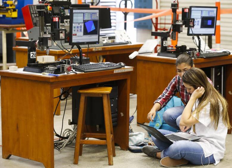 El papel del ingeniero va ligado a casi todas las etapas del proceso de innovación, desde el diseño la creación del producto y hasta en la fase de comercialización. FOTO julio césar herrera