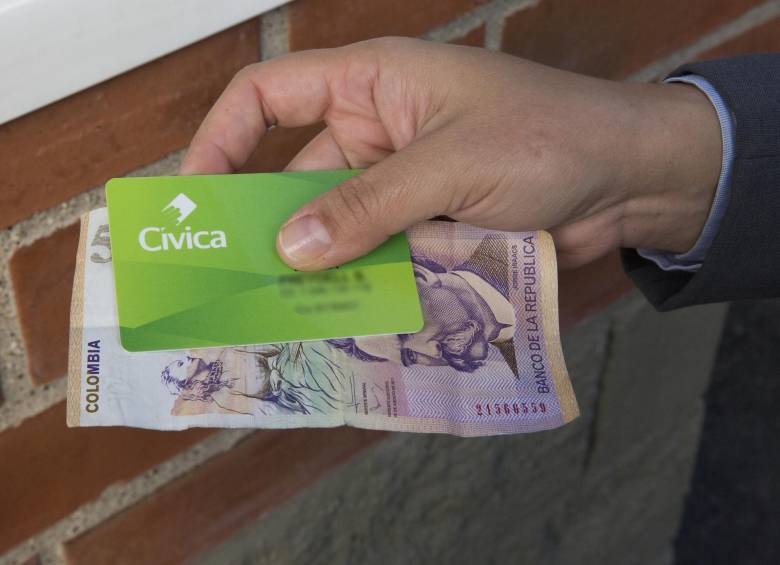 El monto del que se habrían apropiado supera los $200 millones, según la Fiscalía. FOTO EDWIN BUSTAMANTE
