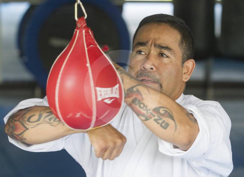 El paisa que ha sido 14 veces campeón mundial de artes marciales mixtas