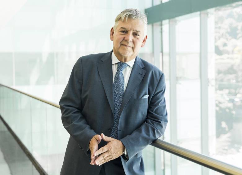 Jaime Cabal, presidente de Fenalco asegura que si en Colombia antes de la covid-19 se hubiera implementado esta reforma, más personas hubieran gozado de la seguridad social y de las medidas de alivio del Gobierno. Foto Camilo Suárez