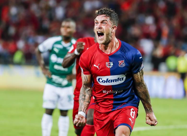 Adrián Arregui ya pertenece al DIM. FOTO JUAN ANTONIO SÁNCHEZ