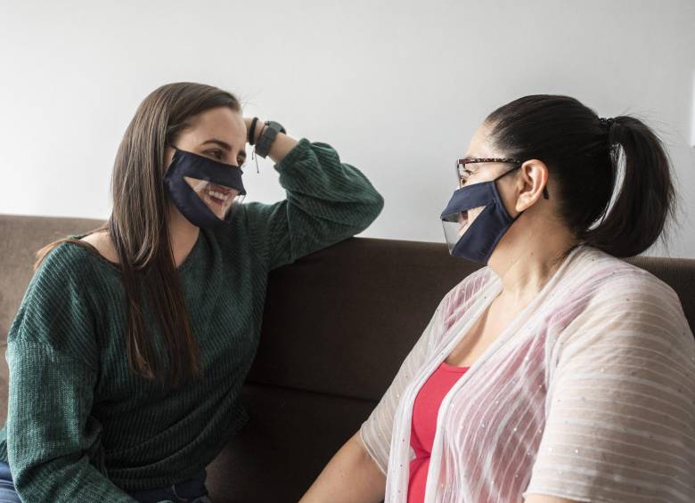 Más que una idea de negocio, Liset y su madre Rosa se sienten satisfechas por aportar soluciones y visibilizar una dificultad que presentan actualmente miles de familias en el país. FOTO camilo suárez