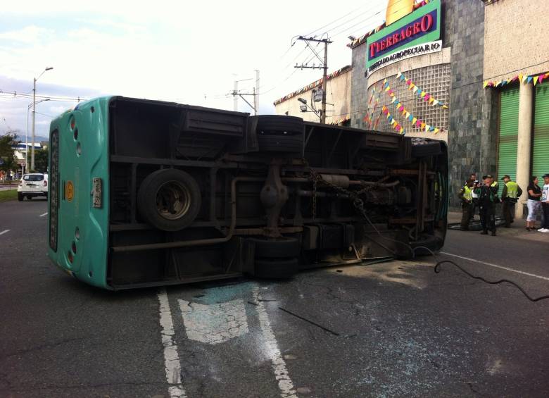 La mayoría de los heridos iban en el bus que resultó volcado. Foto: Cortesía