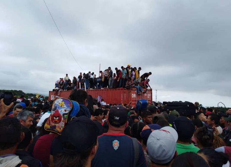 Este es el panorama que se ve en el puente Simón Bolívar. FOTOS ROSALINDA HERNÁNDEZ C.
