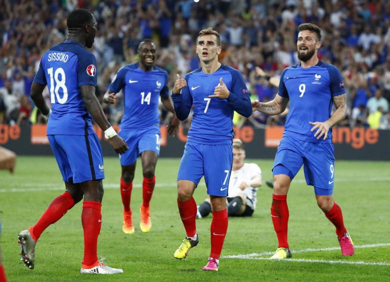 Dos goles de Antoine Griezmann pusieron a Francia en la final de la Eurocopa 2016. FOTO REUTERS