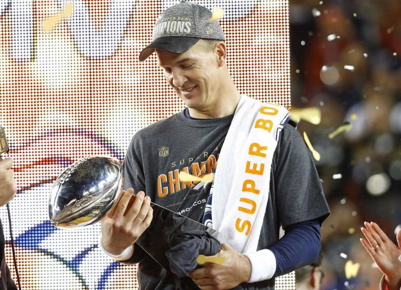 Peyton Manning dijo adiós a su brillante carrera en la NFL