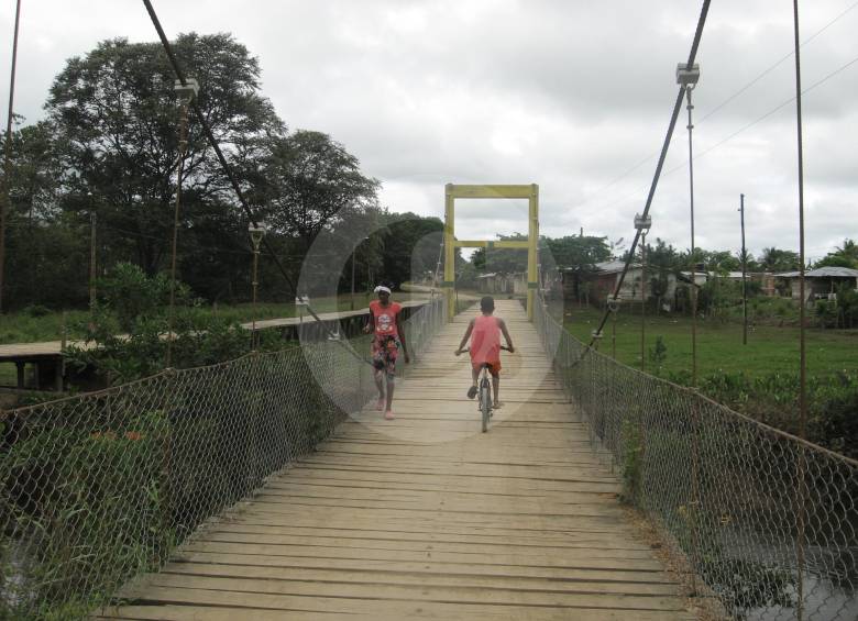 Puente de Belén de Bajirá. FOTO Laura Rosa Jiménez