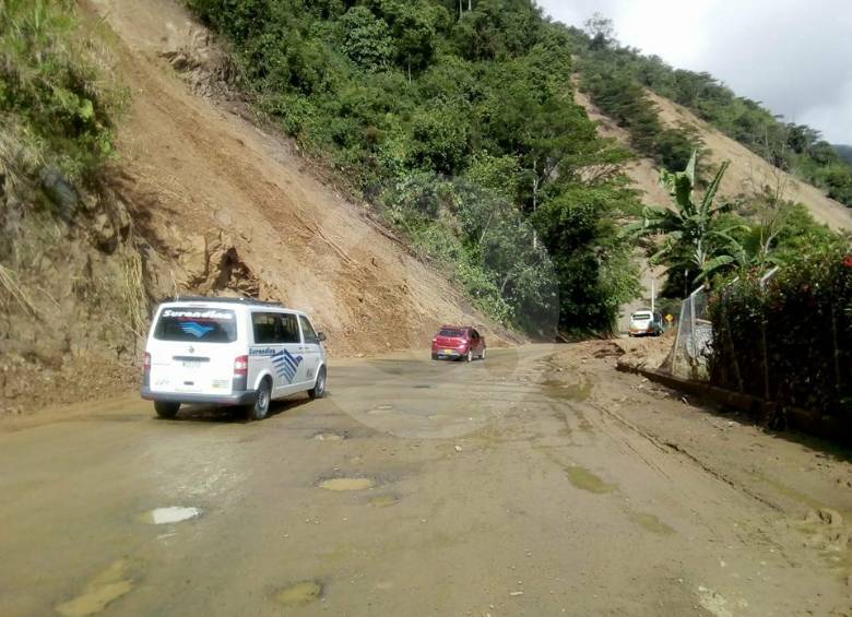 La Huesera, uno de los sitios más críticos del Suroeste, tiene paso a un carril. FOTO CORTESÍA GUARDIANES DE ANTIOQUIA