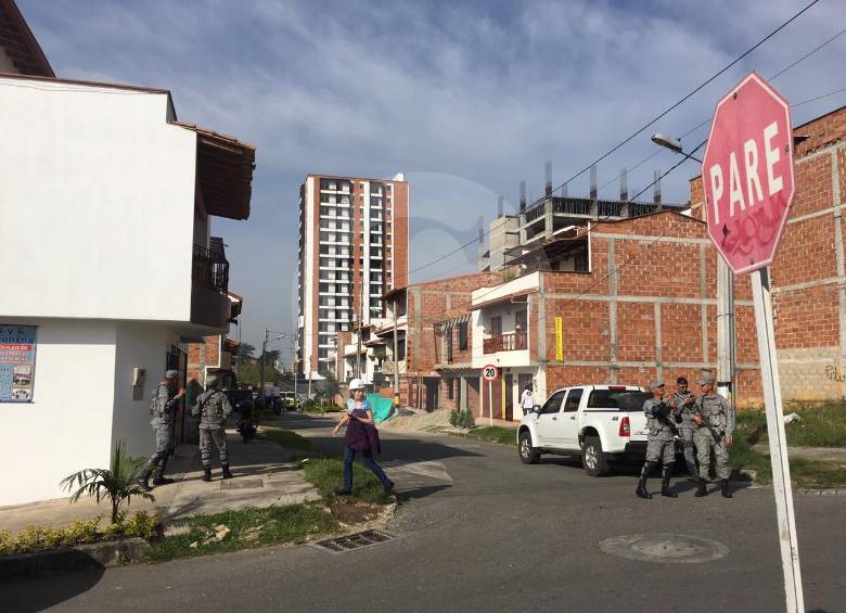 Así lucía el edificio Altos del Lago antes de la implosión. FOTO ESTEBAN VANEGAS