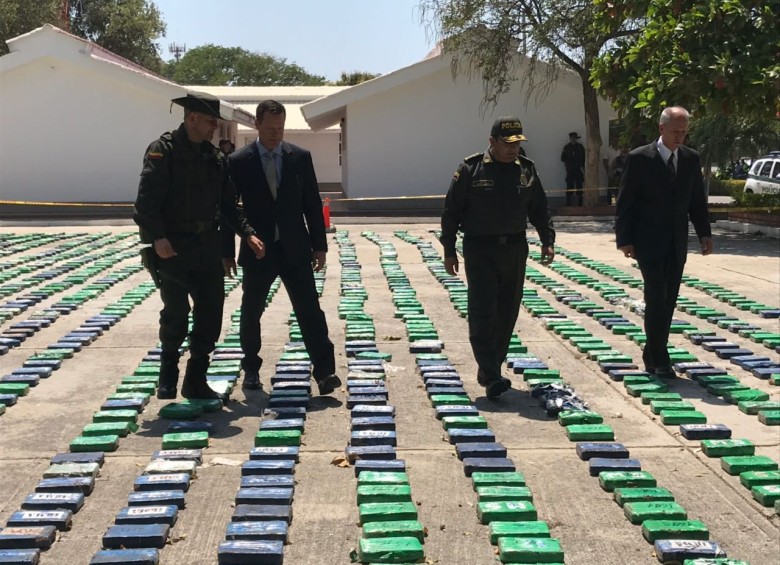 Cayeron dos toneladas de coca que iban para México. FOTO: Cortesía Policía Antinarcóticos