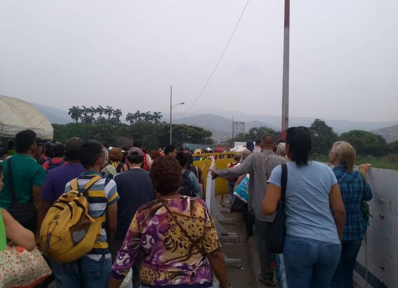 Así está el paso por el puente internacional Simón Bolívar