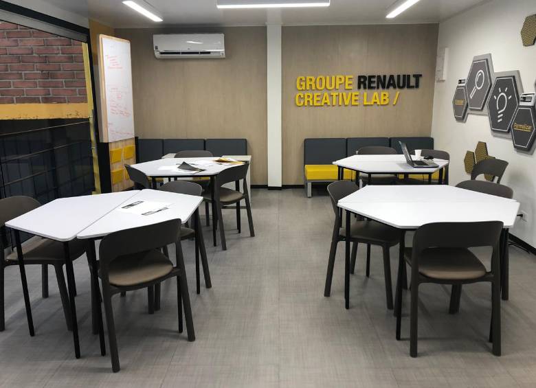 Sofasa quiso replicar en su lab el ambiente de un espacio de innovación. FOTOS cortesía