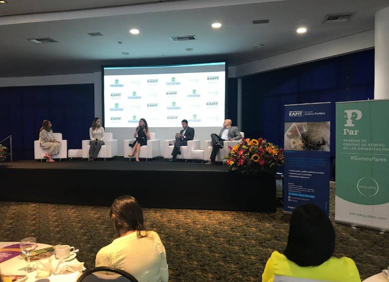 Panel sobre equidad de género con participación de Nutresa, Ruta N, Avon y Cemargos. FOTO cortesía aequales