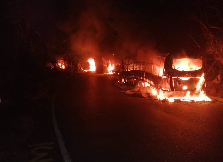 Integrantes del plan Meteoro del Ejército Nacional impidieron que el daño fuera aún mayor. FOTO CORTESÍA