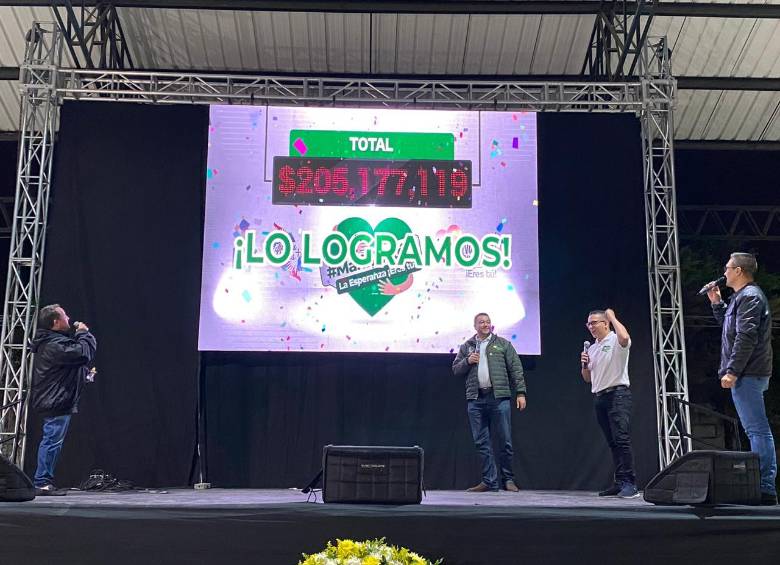 En Marinilla, ubicado en el Oriente, se logró superar la meta recolectando más de 200 millones de pesos y tres mil mercados. FOTO Cortesía 